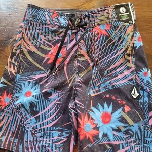 Volcom board shorts